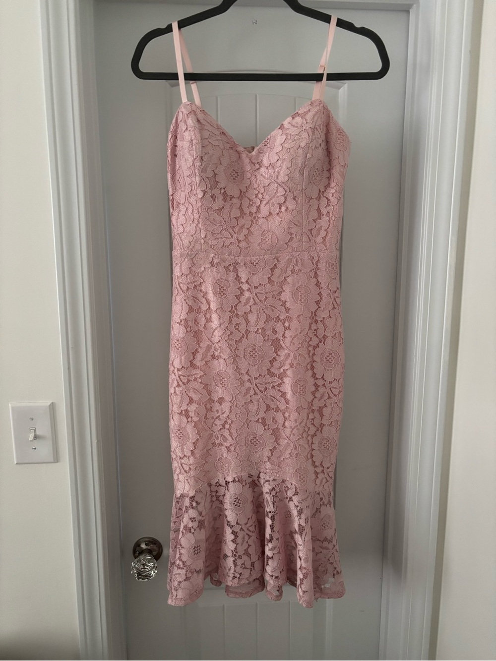 GUESS Women's Lace Sleeveless Flounce-Hem Midi Dress